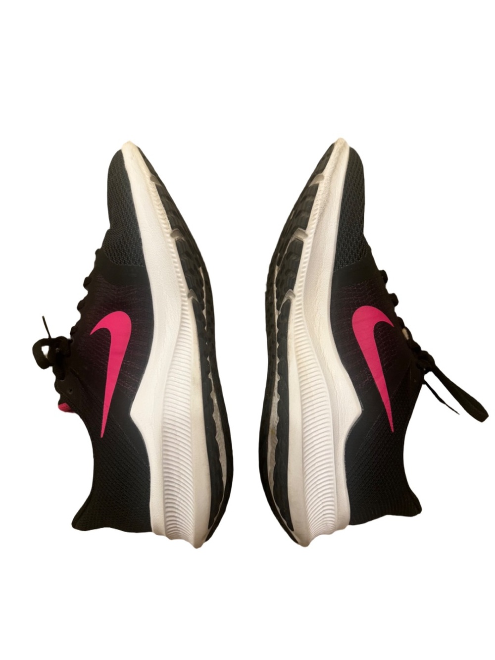 Nike Black and Hot Pink Women's Athletic Downshifter 11 Running Shoes - Picture 7 of 10